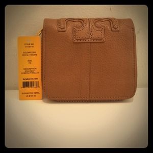 🌸SOLD🌸Tory Burch Stacked T Compact Wallet🌸 NWT