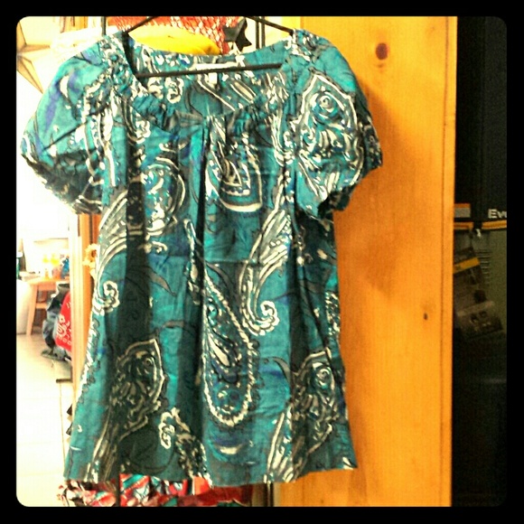 Women's blouse