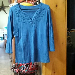 Women's 100% cototn blouse