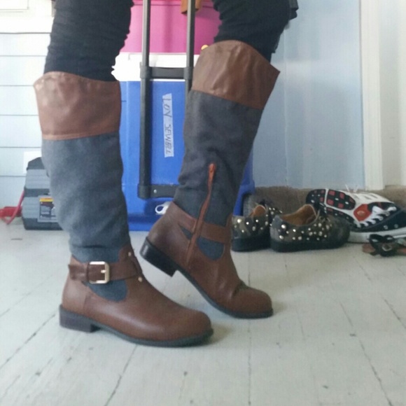 🔴🔴🔴🔴Sold 🔴🔴🔴🔴Camel and jean Boots