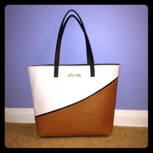 PRICE REDUCED! Brand New! With Tags! Kenneth Cole