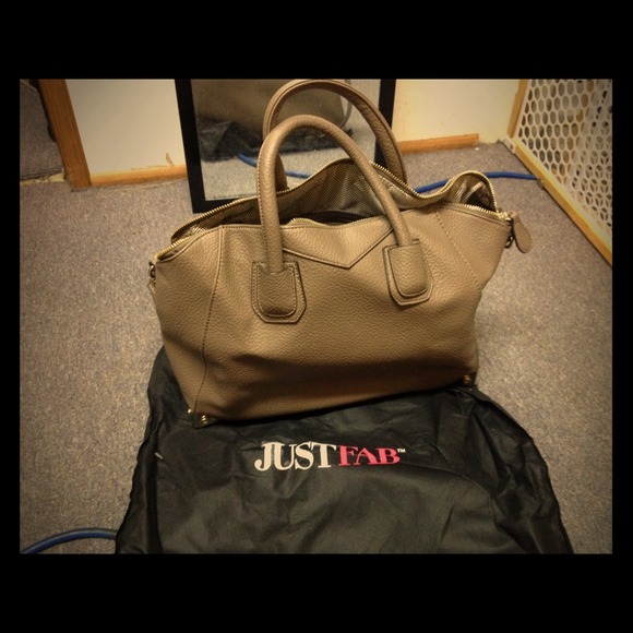 JustFab handbag🔻price lowered-read description 🔻