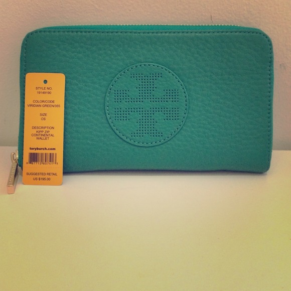 🌼Tory Burch Kipp Zip Continental Wallet🌼