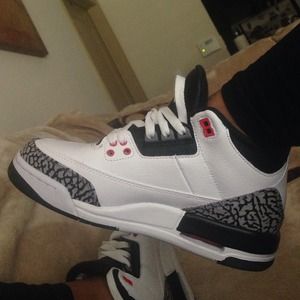 Jordan retro 3 size 5