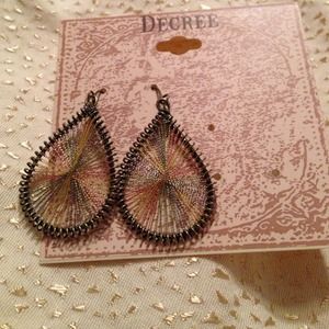 Cute statement earrings!