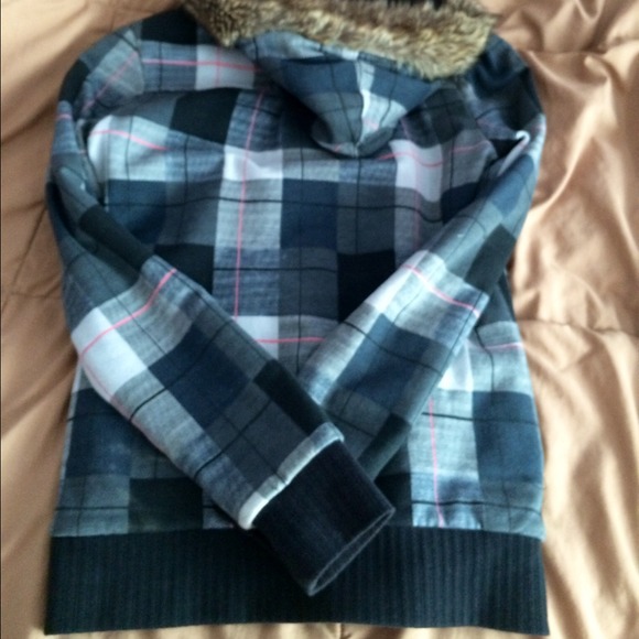 Puff jacket - Picture 3 of 3