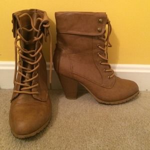 Forever 21 - Heeled boots - Brown - Size 7