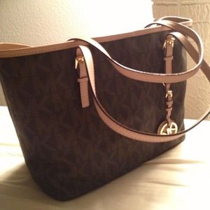 Michael Kors Jet Set Travel Tote Small