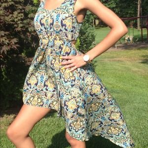 Printed High-Low Maxi Dress