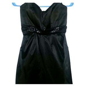 Black strapless dress