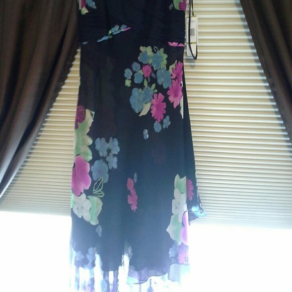 Macys dress - Picture 2 of 2