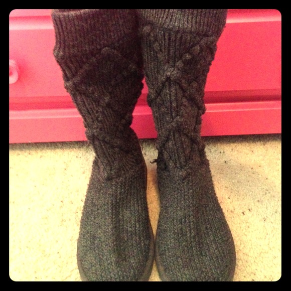Dark Grey Sweater UGGs