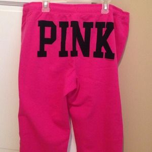 VS tee and capri/UA bundle