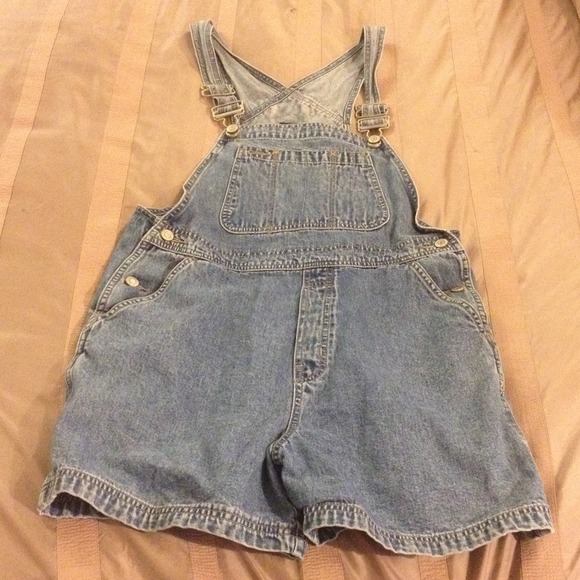 Vintage Gap // Denim Overalls🌼🌺🌸