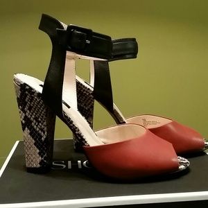 Faux Snake and Leather Ankle Strap Peep Toe Pump