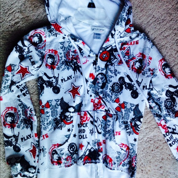 TO BE DONATED - Picture 1 of 4