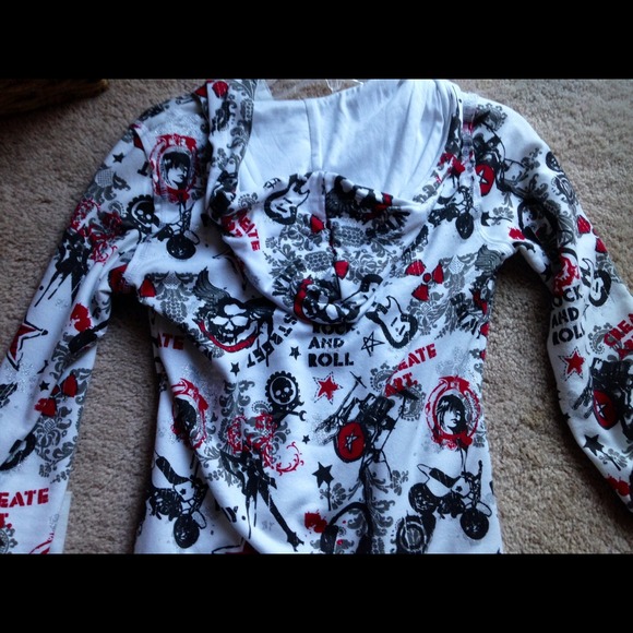 TO BE DONATED - Picture 3 of 4