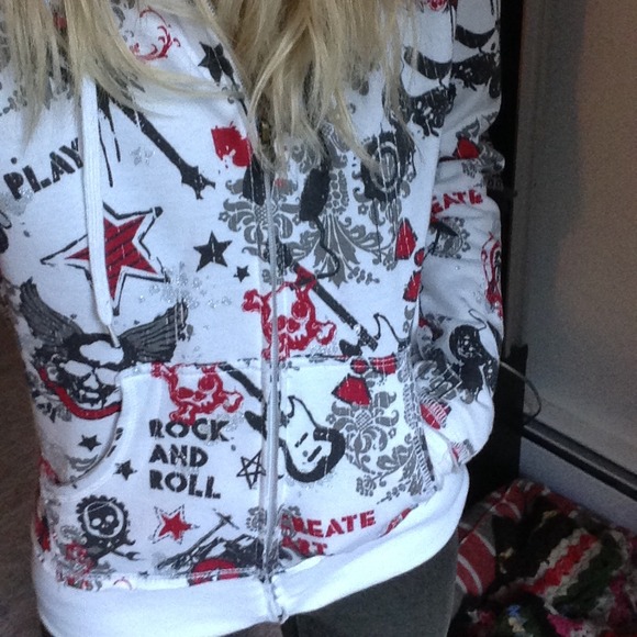 TO BE DONATED - Picture 4 of 4