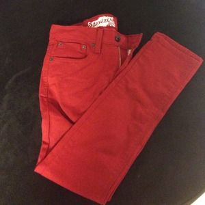 NWOT boy skinny jean in red color