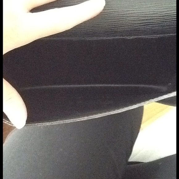 Authentic Vintage Louise Vuitton Handbag - Picture 4 of 4