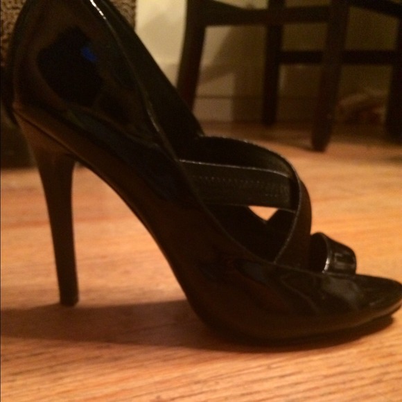 Jessica Simpson heels - Picture 2 of 3