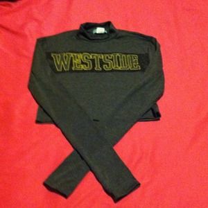 Long sleeve crop too :)