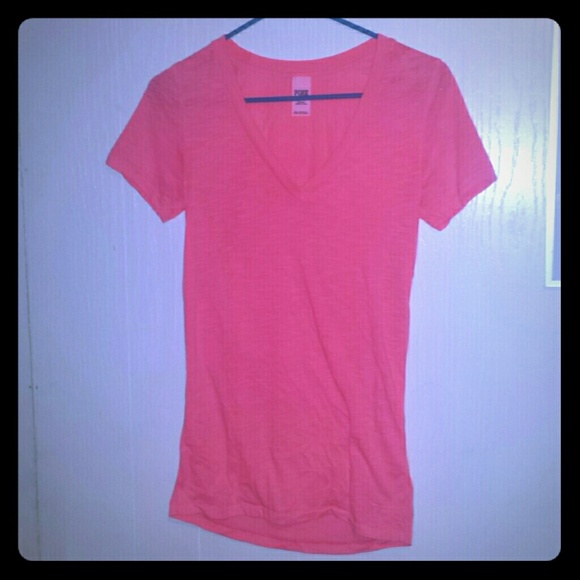 VS tee