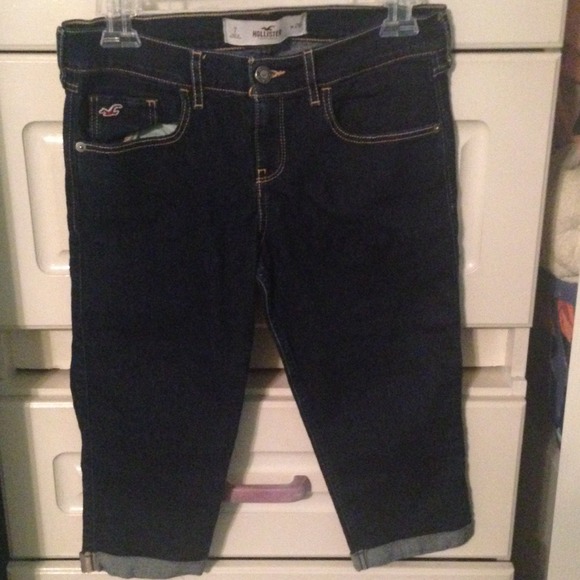 Hollister capris