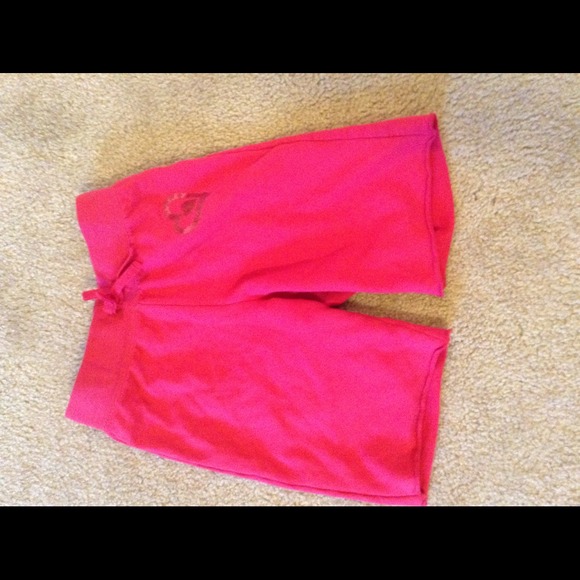 Knee shorts