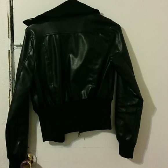 Jacket - Picture 2 of 3