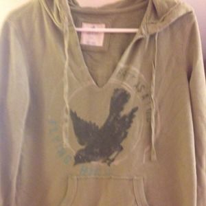 Size medium Aerie green lightweight sweater