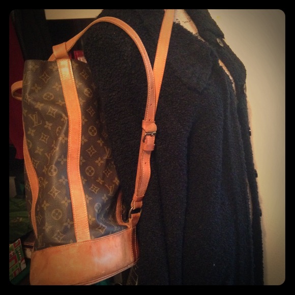 Louis Vuitton Handbags - 💯 Authentic Louis Vuitton GM Randonnee backpack