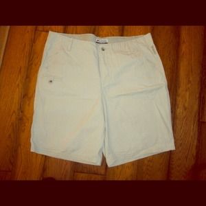 BUNDLED! Columbia Khaki Shorts NWOT