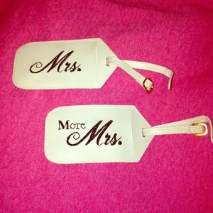 Mrs Luggage Tags