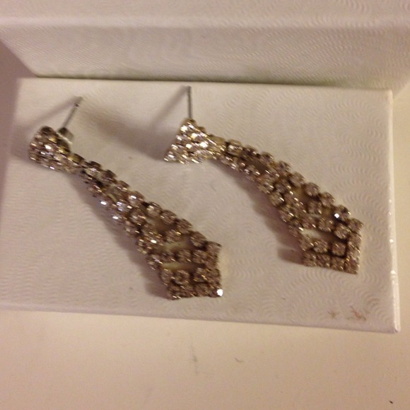 Crystal tie earrings - Picture 1 of 1