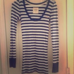 Hollister shirt