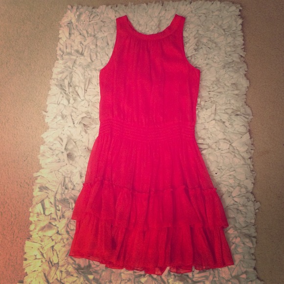Red-poppy sleeveless casual sundress
