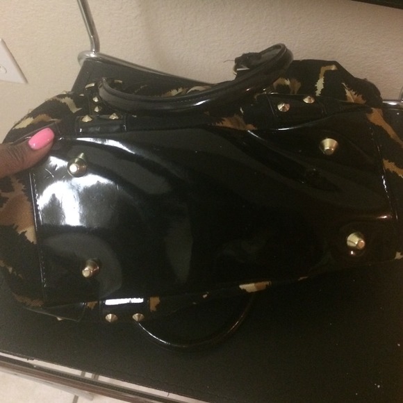 Betsey Johnson Leopard handbag - Picture 4 of 4