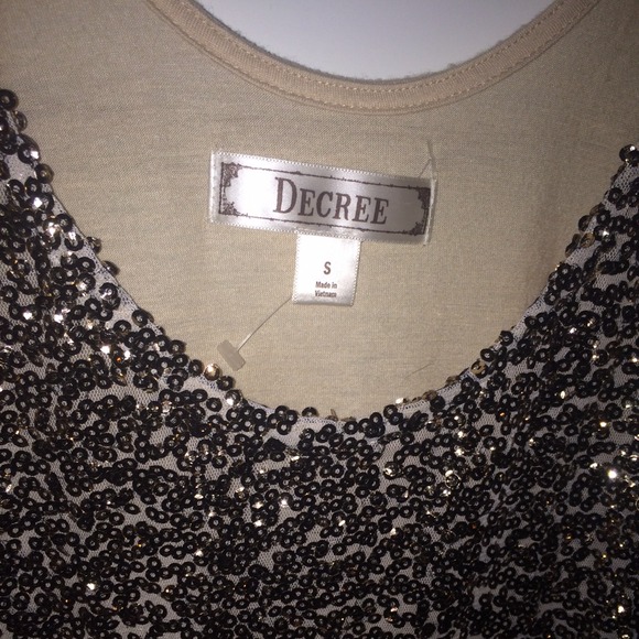 Sequined tank - Picture 3 of 3