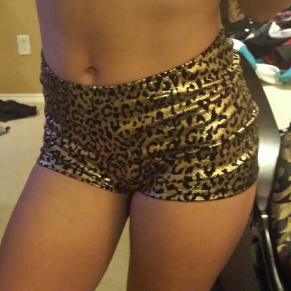 High Waisted Leopard Printed Shorts