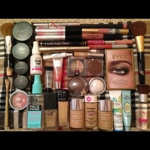 💄Make-up Bundle💄!!!!!🎀