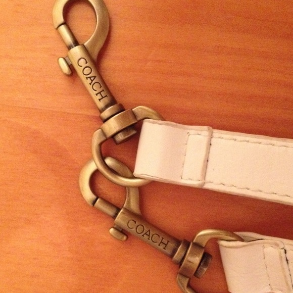 Coach purse - Picture 2 of 5