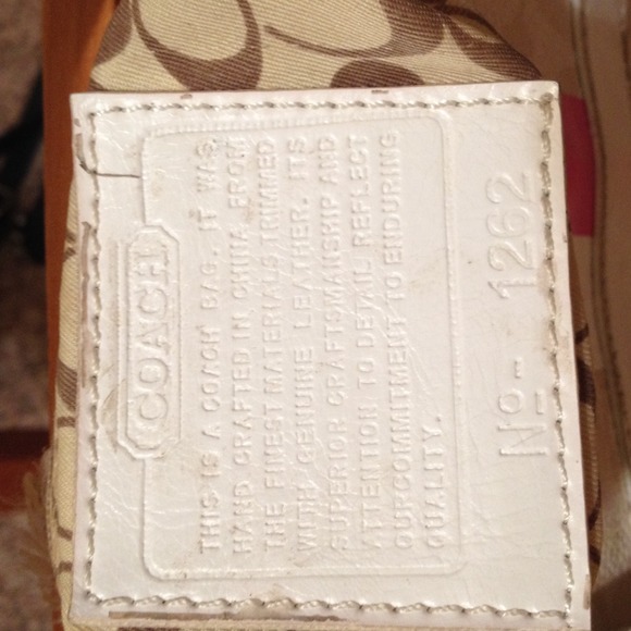 Coach purse - Picture 3 of 5