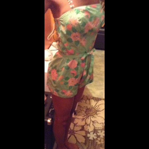 ✨Vintage romper✨🎀 - Picture 2 of 3