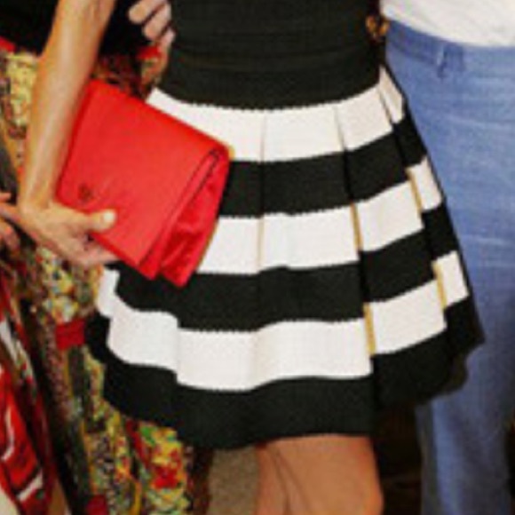 Trendy Black and White Block Skirt - Picture 3 of 6
