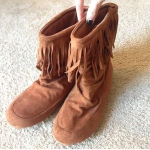 Fringe Boots
