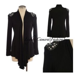 SOLD OUT❌Black cardigan with studded shoulders!