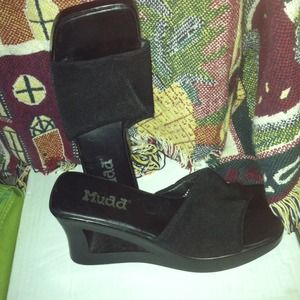 Mudd Geometric Wedge Heel Shoes ***ON SALE***!!!