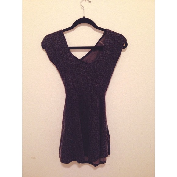 *SOLD* Brandy Melville Floral Blue Bethan Dress