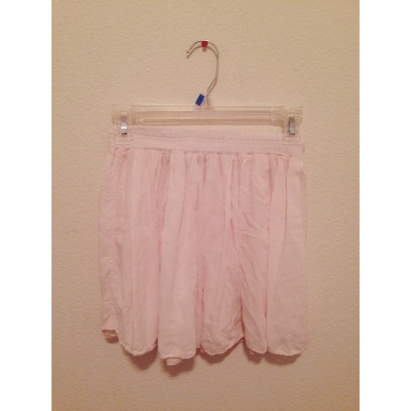 *SOLD* Brandy Melville Light pink luma
